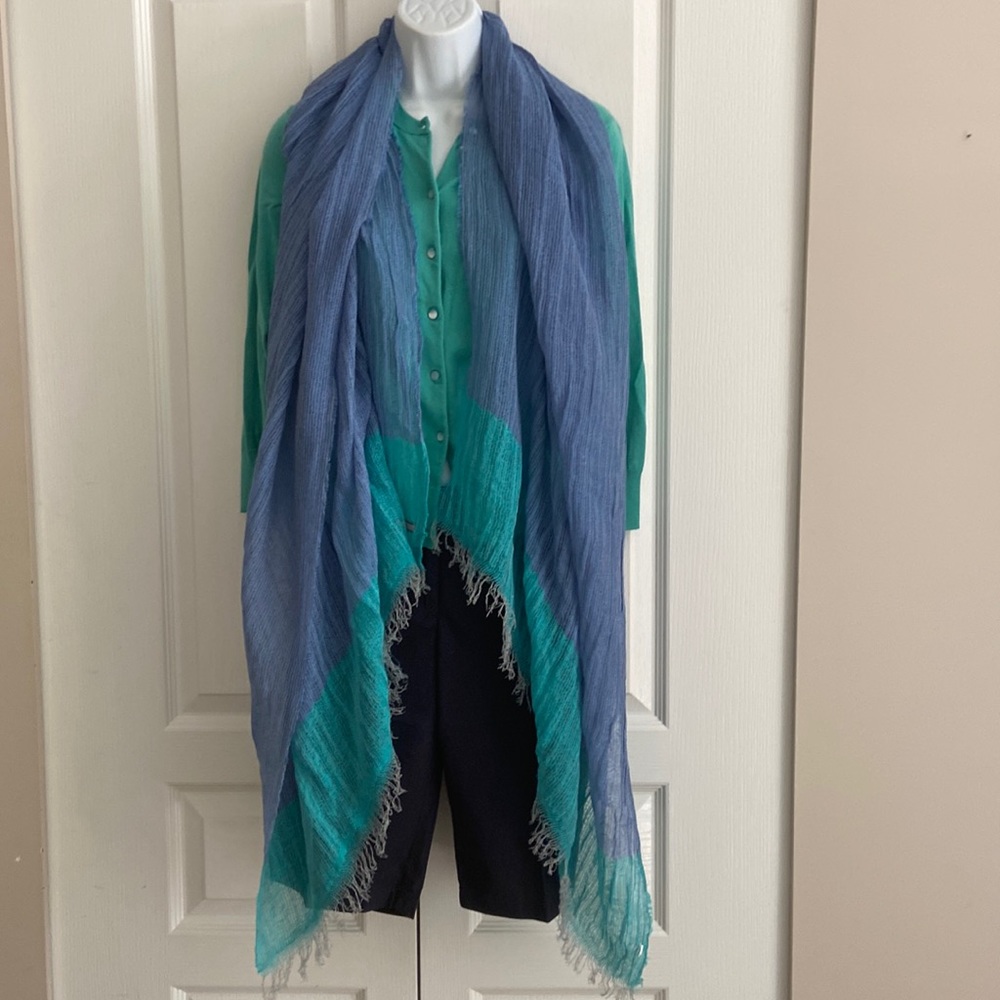 Light cotton gauze scarf